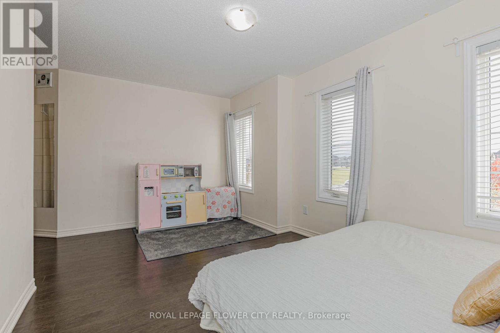 49 Squire Ellis Drive, Brampton, Ontario  L6P 4C2 - Photo 30 - W12498018