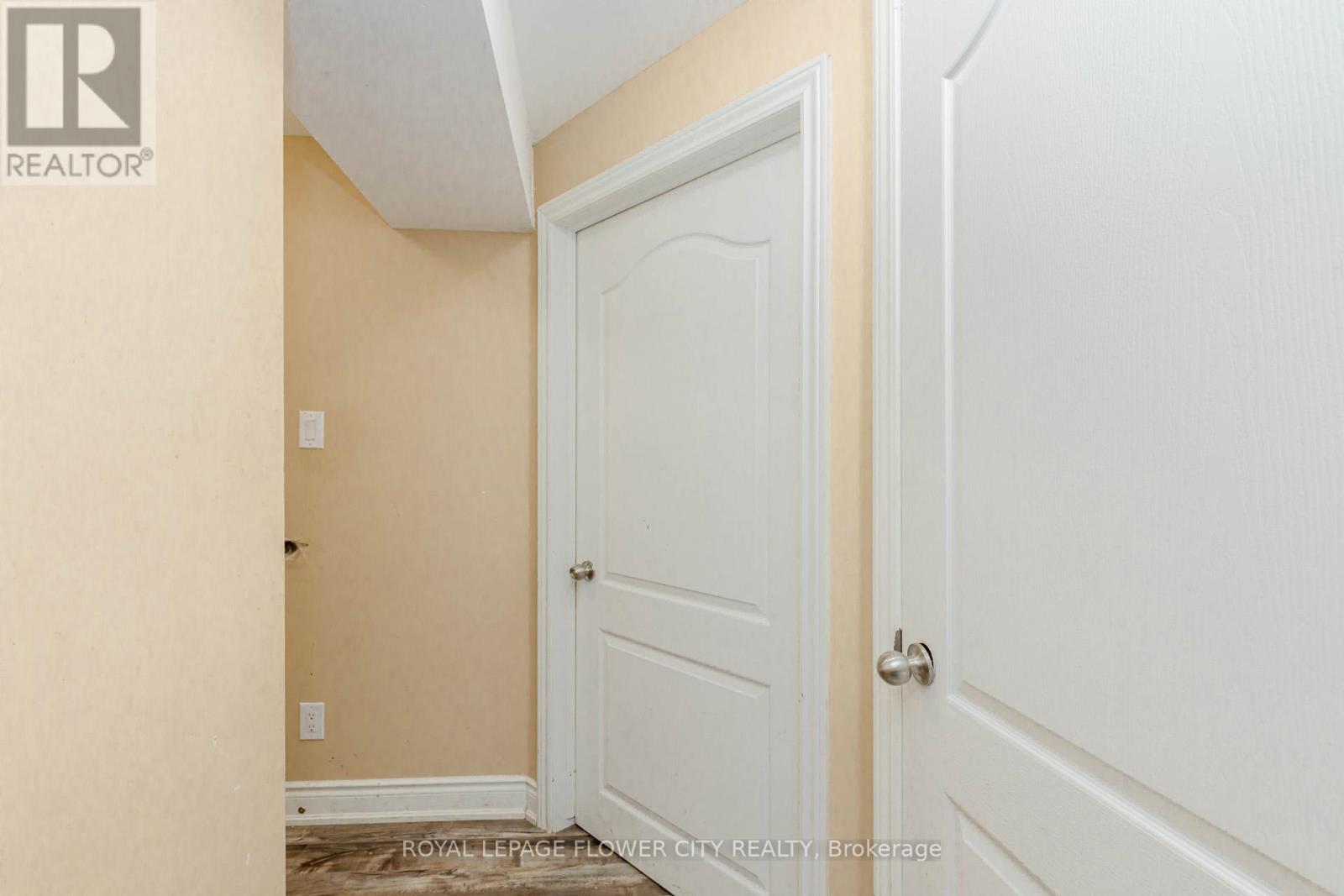 49 Squire Ellis Drive, Brampton, Ontario  L6P 4C2 - Photo 38 - W12498018