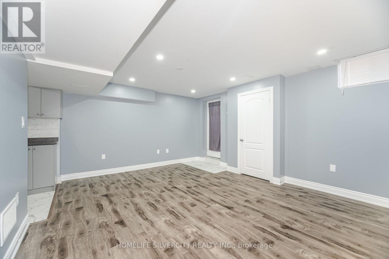 Bsmt - 25 Lyle Way, Brampton, Ontario  L6X 5P8 - Photo 10 - W12498026