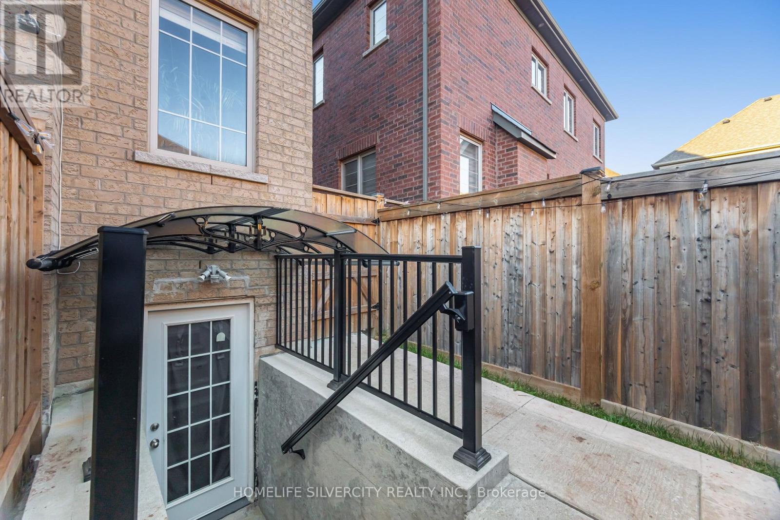 Bsmt - 25 Lyle Way, Brampton, Ontario  L6X 5P8 - Photo 25 - W12498026