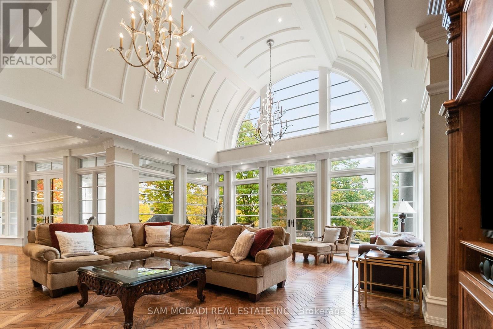 1343 Blythe Road, Mississauga (Sheridan), Ontario  L5H 2C2 - Photo 13 - W12498050