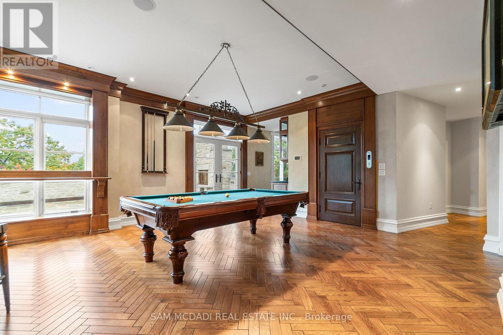 1343 Blythe Road, Mississauga (Sheridan), Ontario  L5H 2C2 - Photo 34 - W12498050