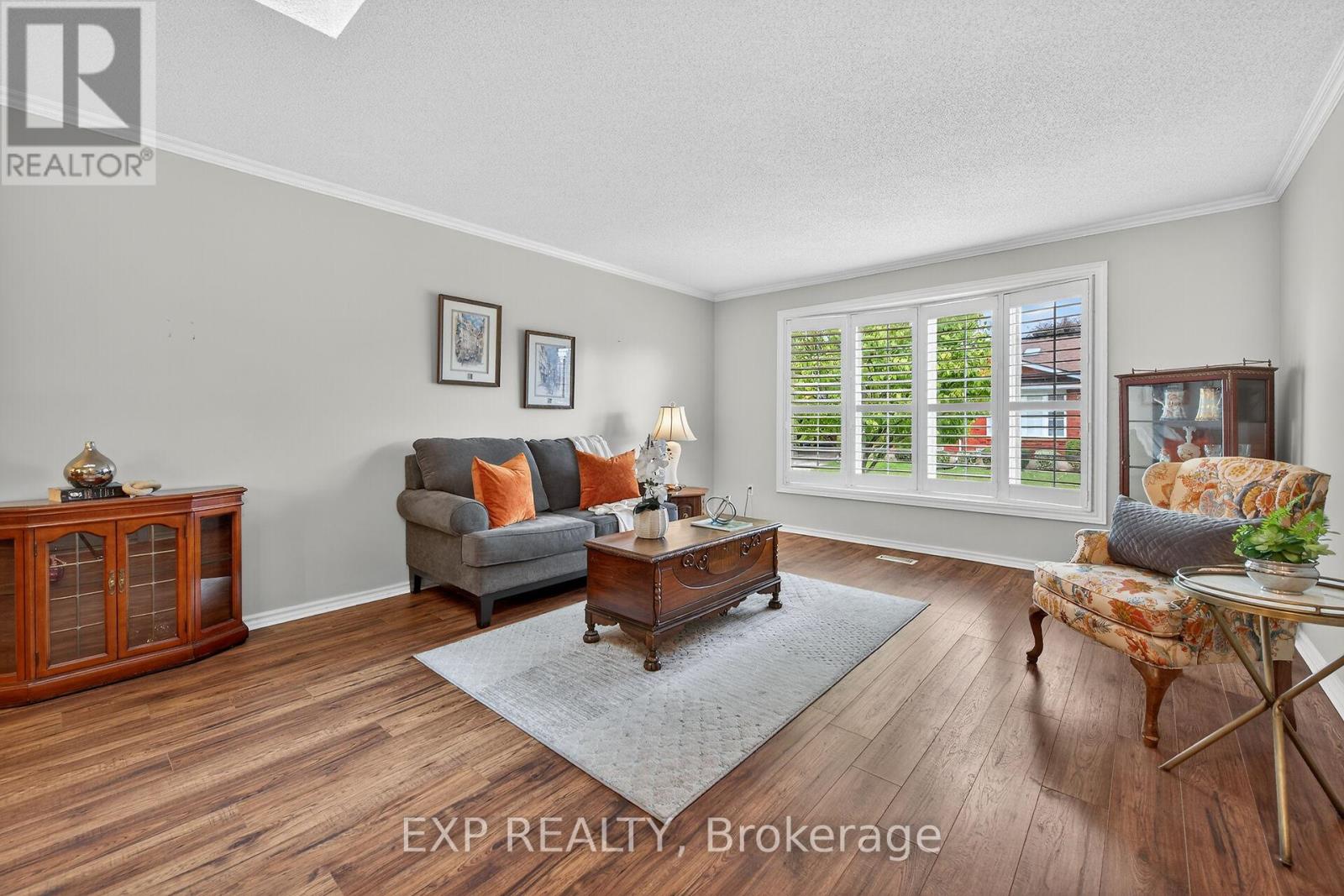 2 - 20 Courtland Drive, Brantford, Ontario  N3R 7Y2 - Photo 13 - X12498042