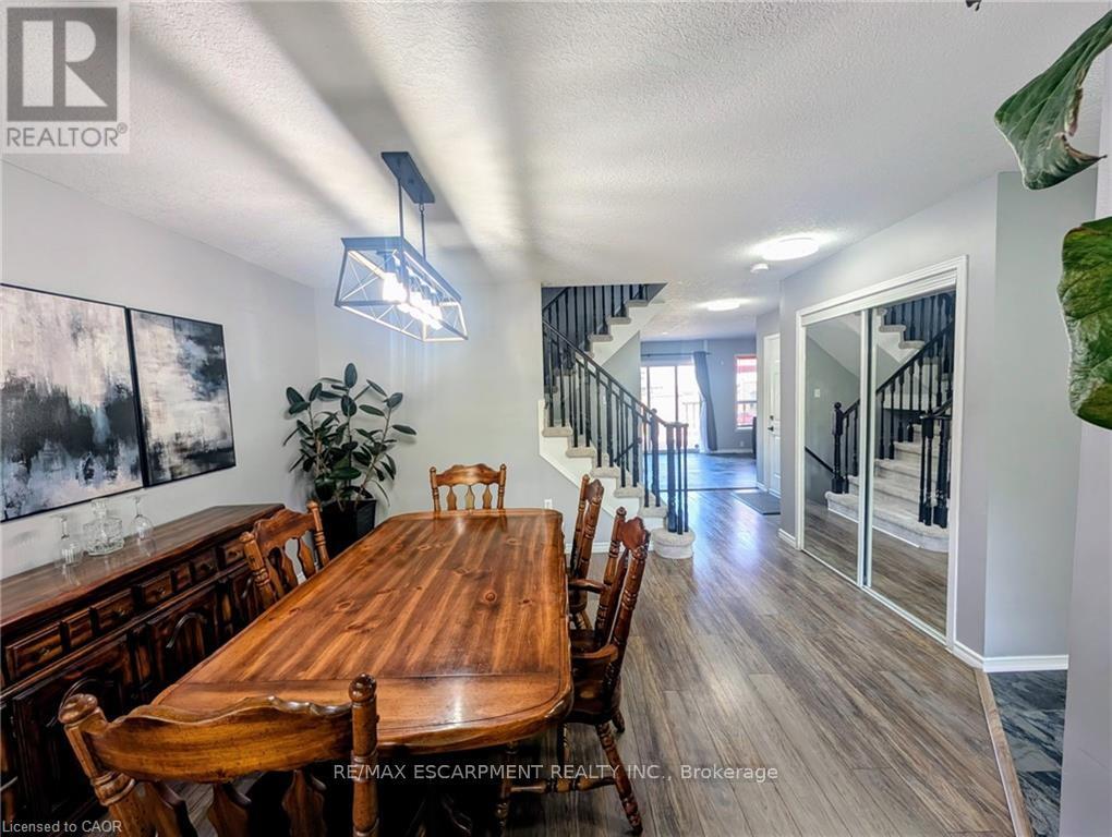 5 Mavin Street, Brantford, Ontario  N3T 6N1 - Photo 10 - X12498054