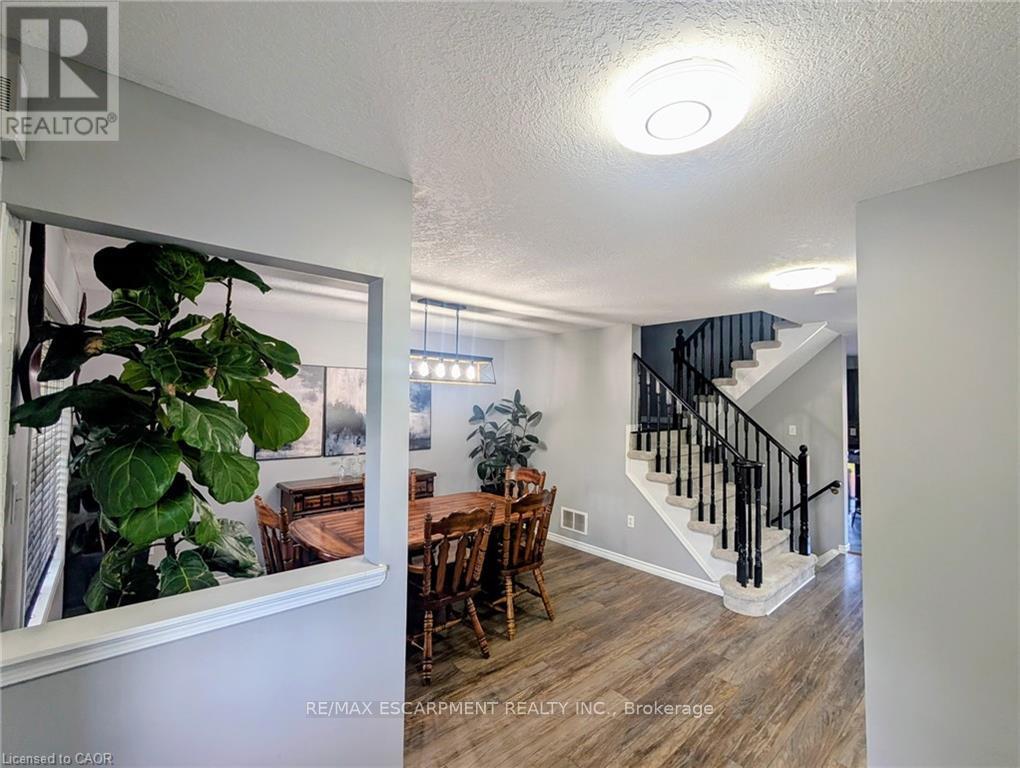 5 Mavin Street, Brantford, Ontario  N3T 6N1 - Photo 40 - X12498054