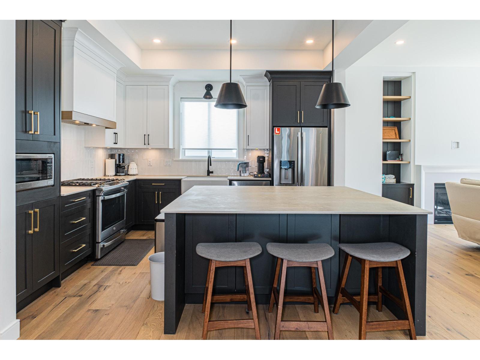 19656 76b Avenue, Langley, British Columbia  V2Y 3T4 - Photo 10 - R3063527