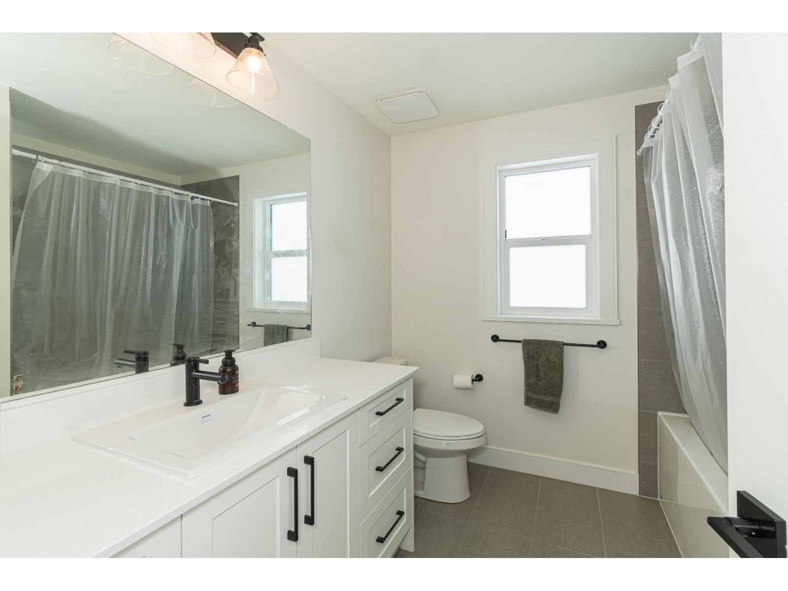 19656 76b Avenue, Langley, British Columbia  V2Y 3T4 - Photo 24 - R3063527