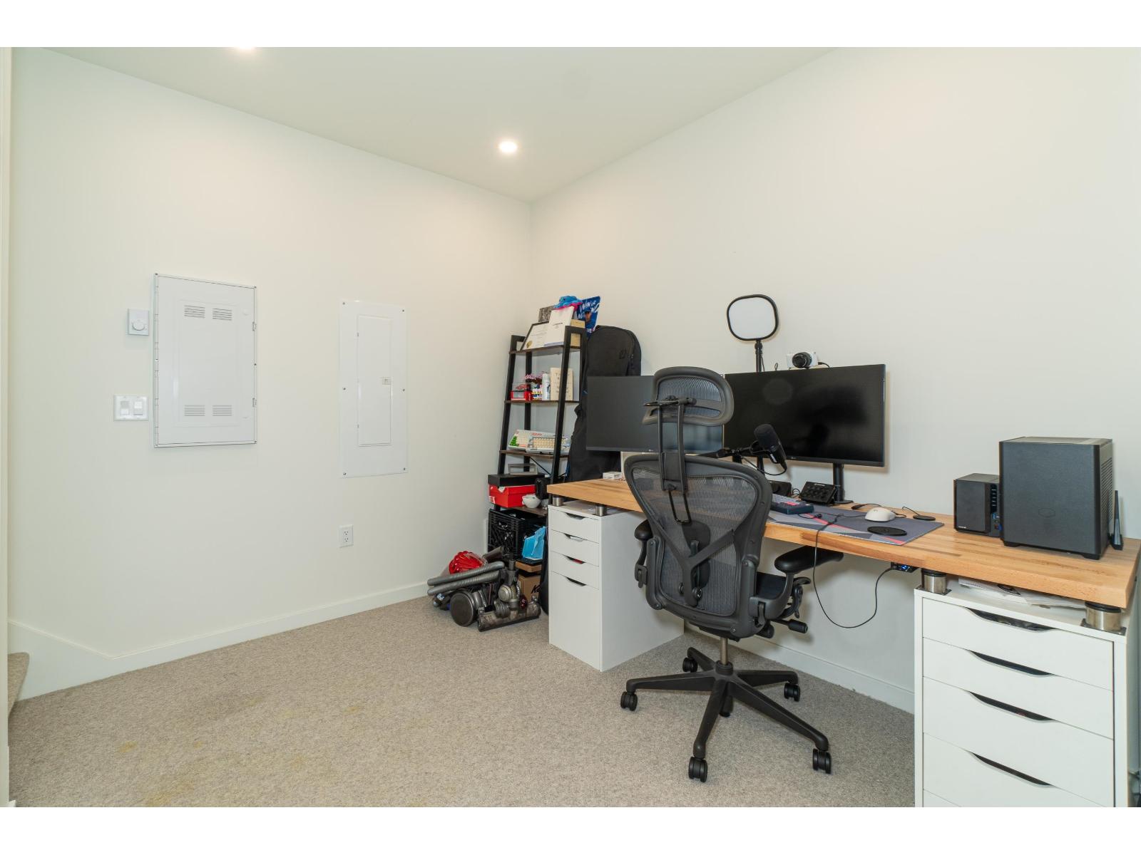 19656 76b Avenue, Langley, British Columbia  V2Y 3T4 - Photo 26 - R3063527