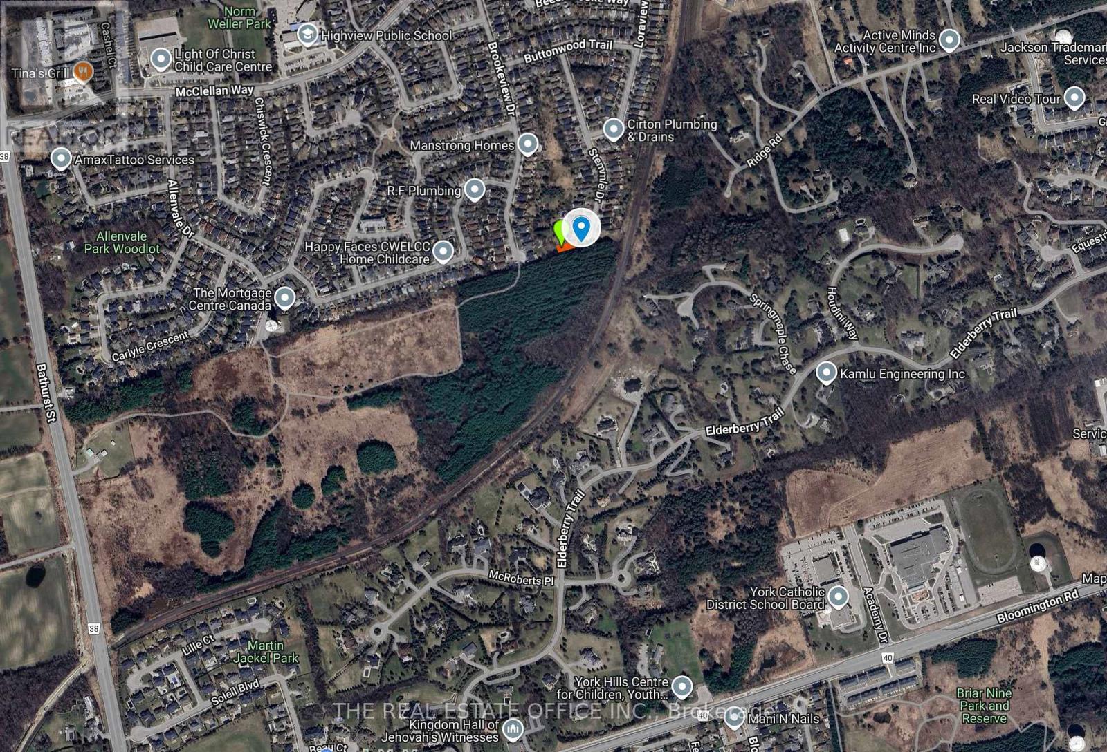 119 Stemmle Drive, Aurora, Ontario  L4G 6N8 - Photo 3 - N12344086