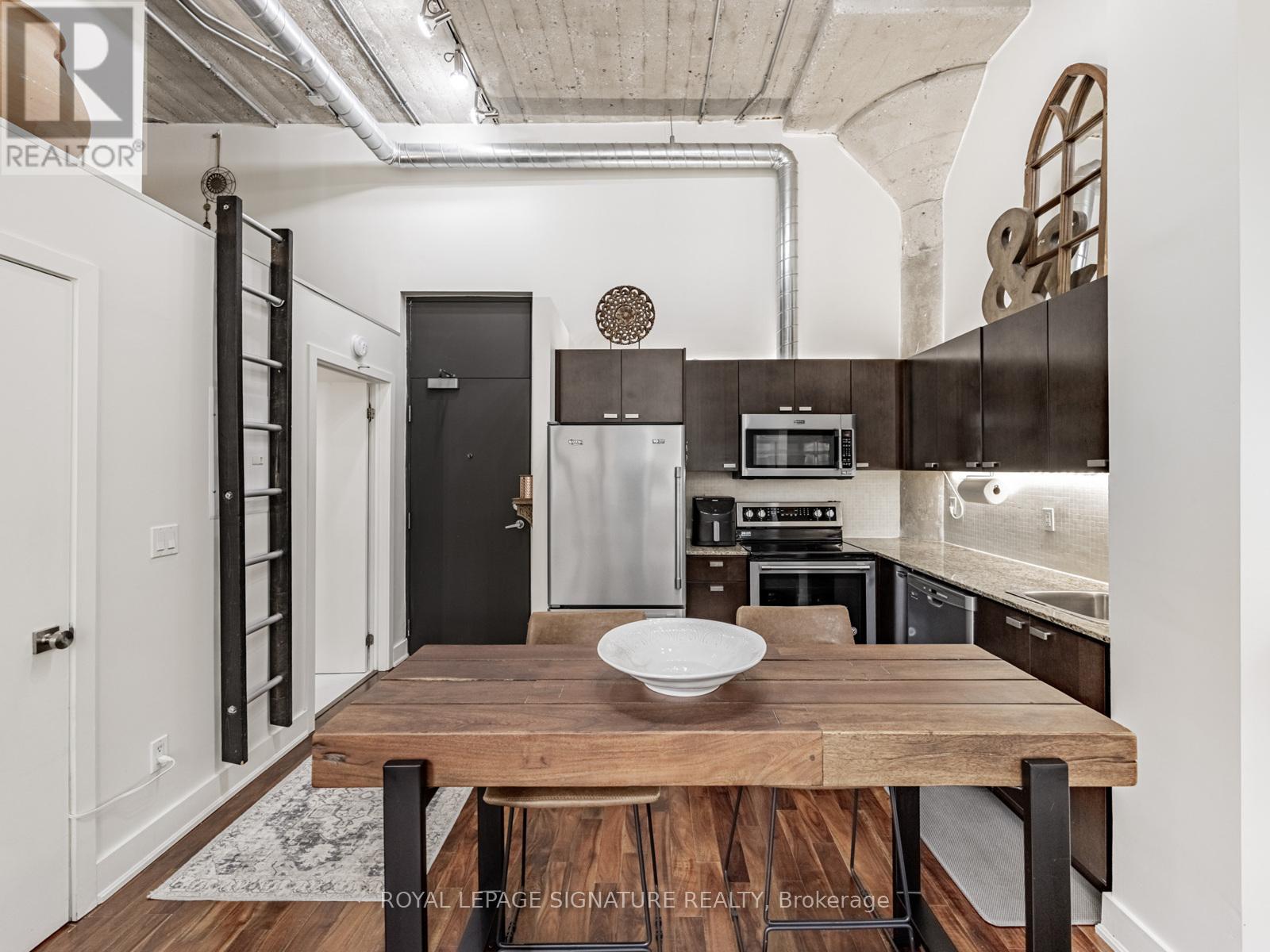 223 - 637 Lake Shore Boulevard W, Toronto, Ontario  M5V 3J6 - Photo 8 - C12498098