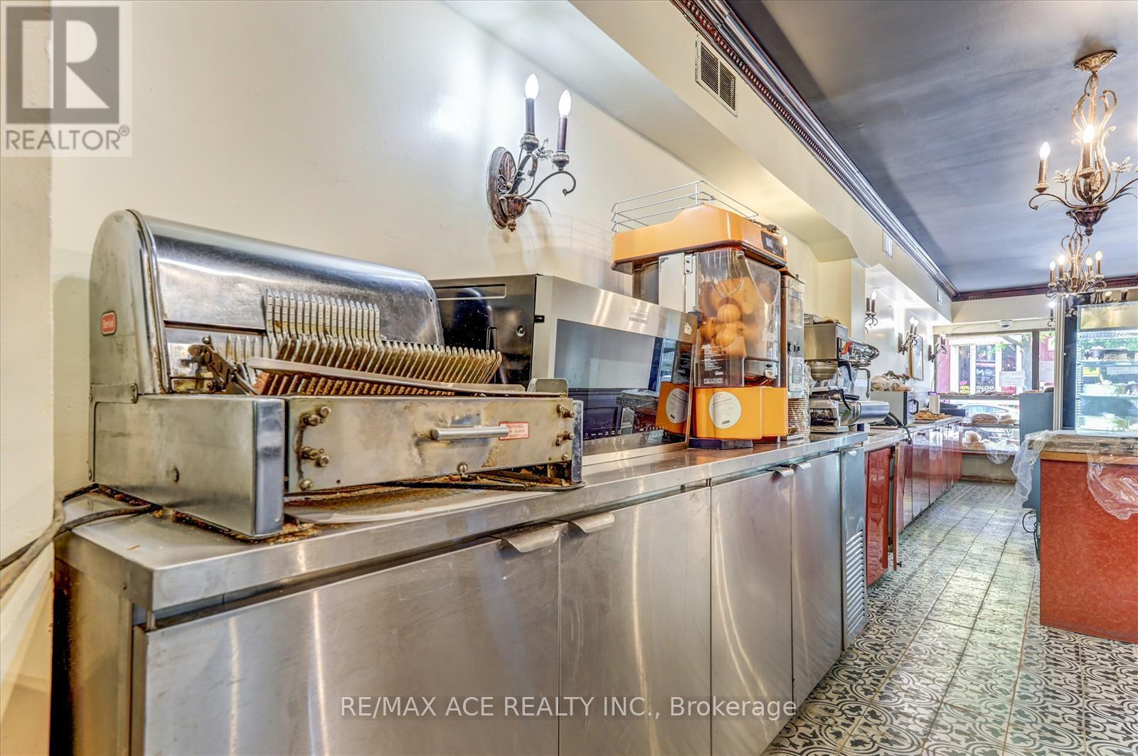 589 Parliament Street E, Toronto (North St. James Town), Ontario  M4X 1P9 - Photo 15 - C12498112