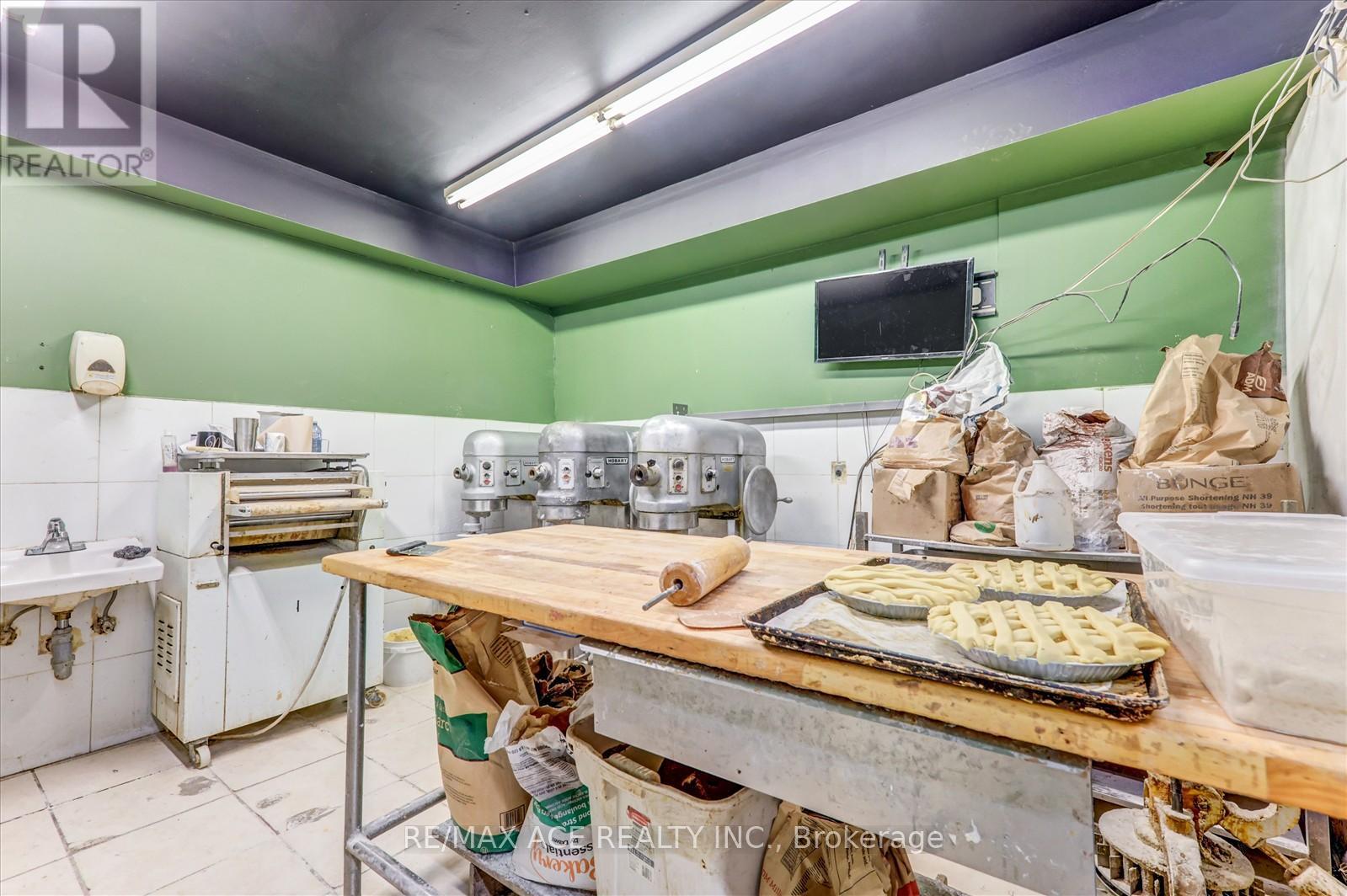 589 Parliament Street E, Toronto (North St. James Town), Ontario  M4X 1P9 - Photo 22 - C12498112