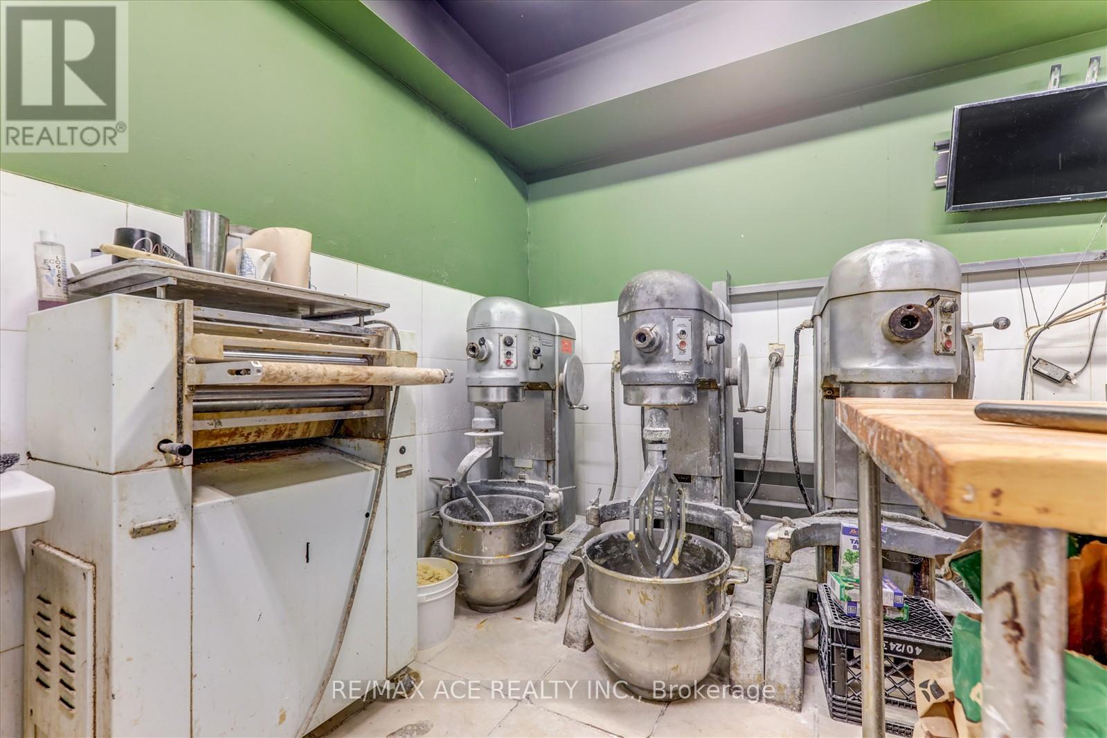 589 Parliament Street E, Toronto (North St. James Town), Ontario  M4X 1P9 - Photo 23 - C12498112