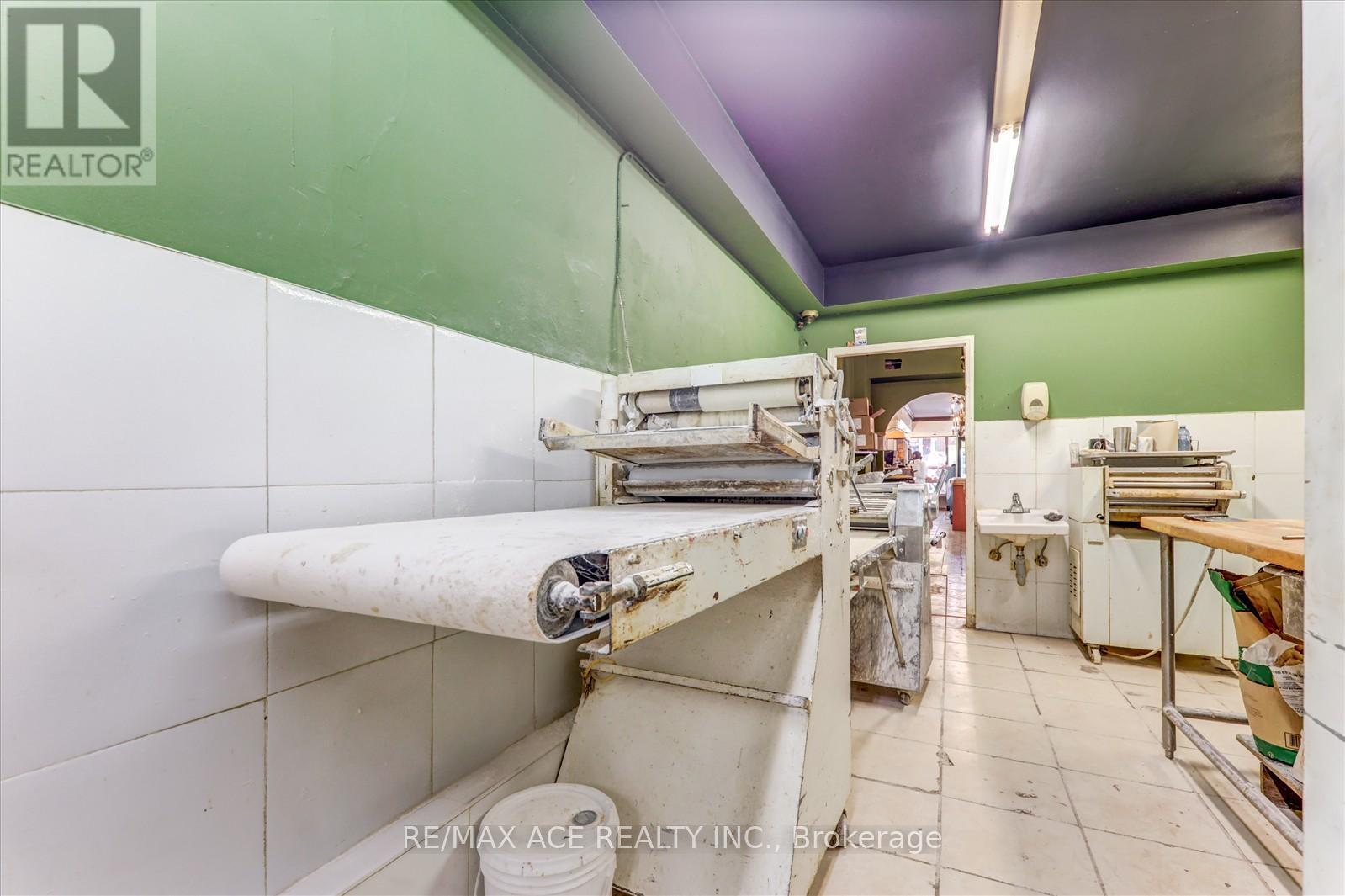 589 Parliament Street E, Toronto (North St. James Town), Ontario  M4X 1P9 - Photo 24 - C12498112