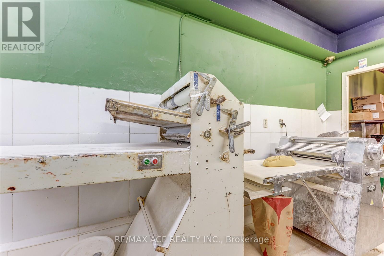 589 Parliament Street E, Toronto (North St. James Town), Ontario  M4X 1P9 - Photo 25 - C12498112