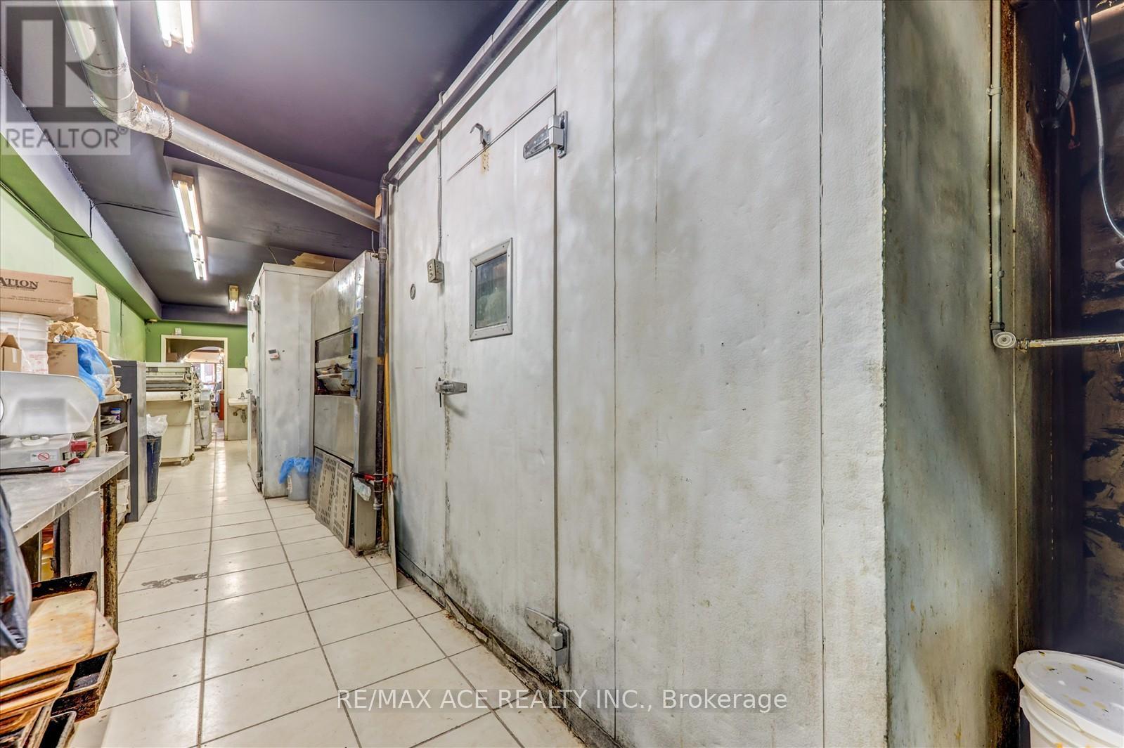 589 Parliament Street E, Toronto (North St. James Town), Ontario  M4X 1P9 - Photo 28 - C12498112