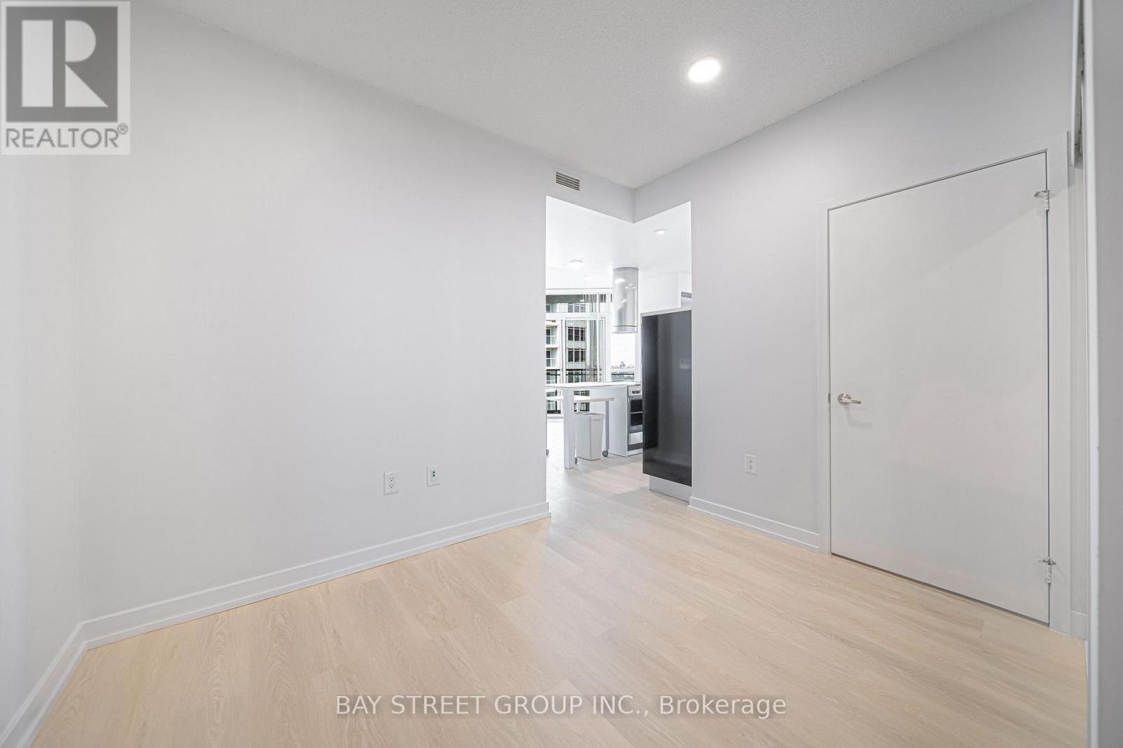 2807 - 38 Dan Leckie Way, Toronto, Ontario  M5V 2V6 - Photo 5 - C12498142