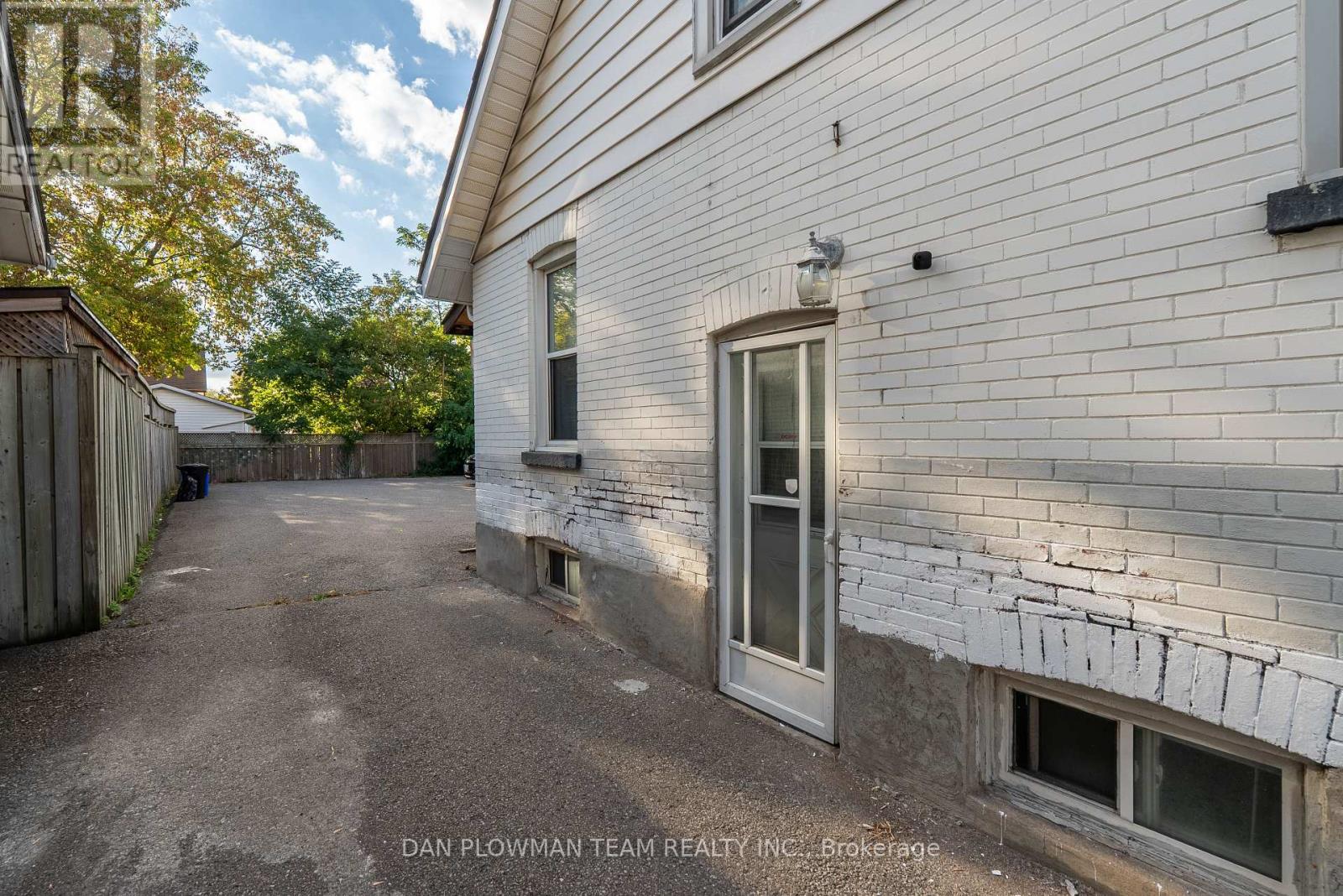 62 Park Road S, Oshawa, Ontario  L1J 4G9 - Photo 39 - E12498104