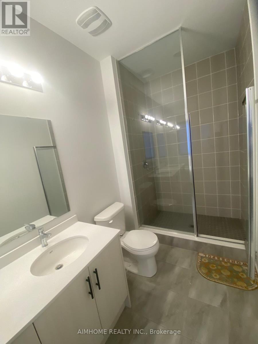 168 Tempel Street, Richmond Hill, Ontario  L4E 1J2 - Photo 10 - N12498096