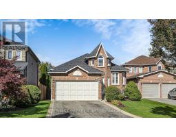32 VENETO DRIVE, Vaughan, Ontario