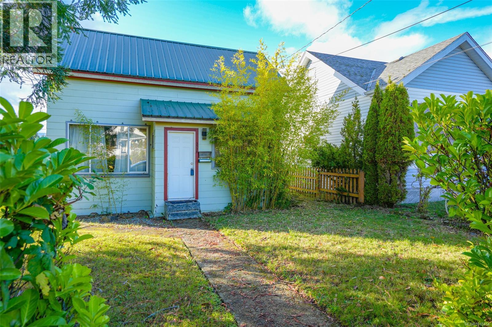 3538 11th Ave, Port Alberni, British Columbia