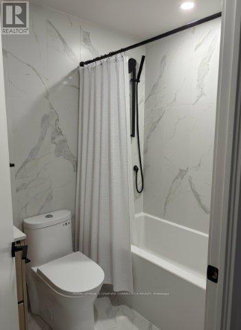 1401 - 1050 Eastern Avenue, Toronto, Ontario  M4L 0B7 - Photo 8 - E12453970