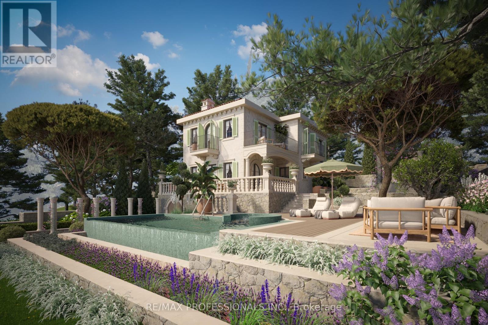 N/A FISHERMAN'S VILLAGE COMPLEX, Montenegro, Ontario