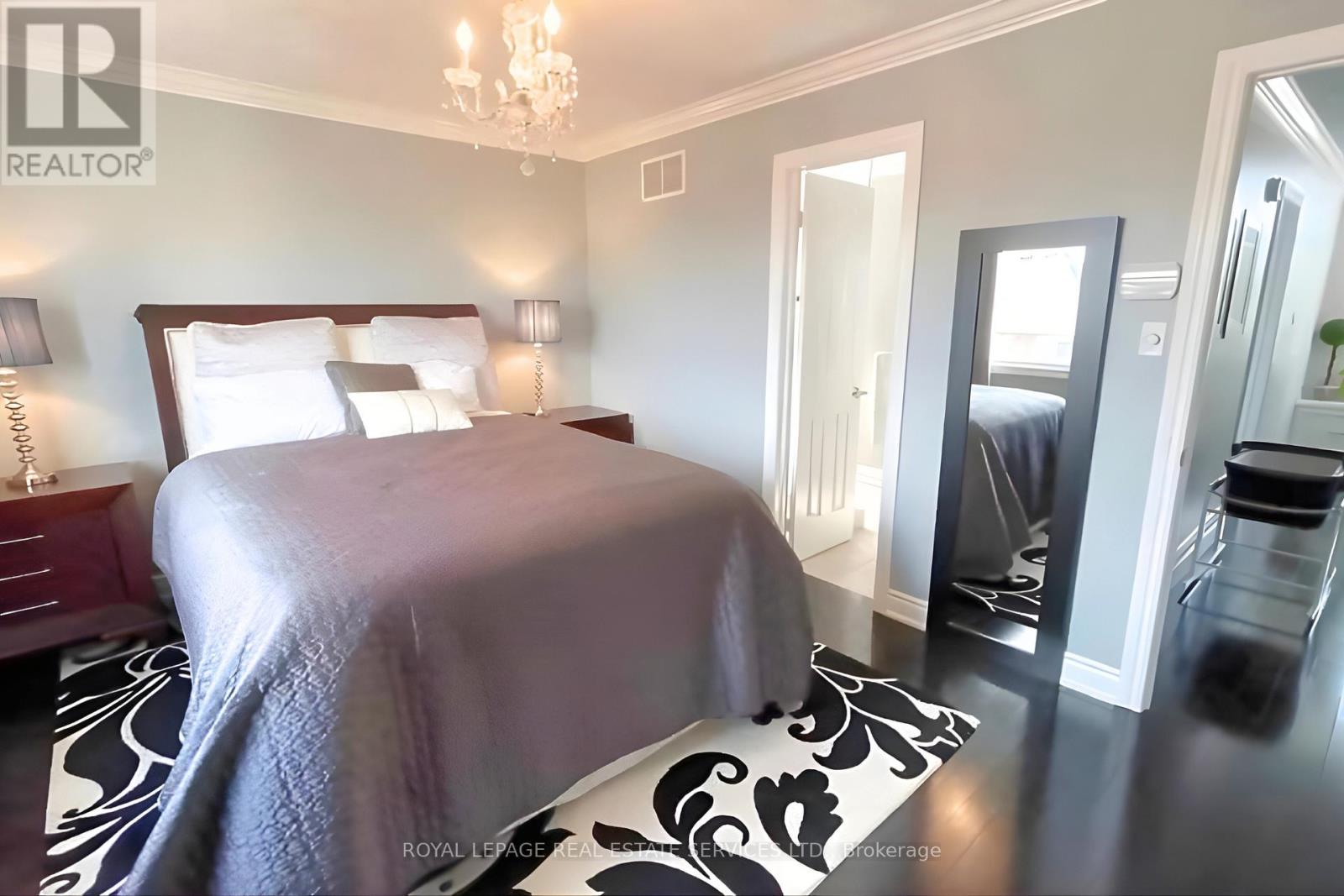 2384 Hollybrook Drive, Oakville, Ontario  L6M 4S8 - Photo 14 - W12498144