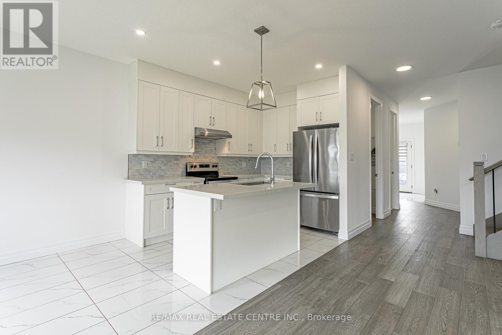 2607 Bateman Trail, London South, Ontario  N6L 0H2 - Photo 12 - X12498106