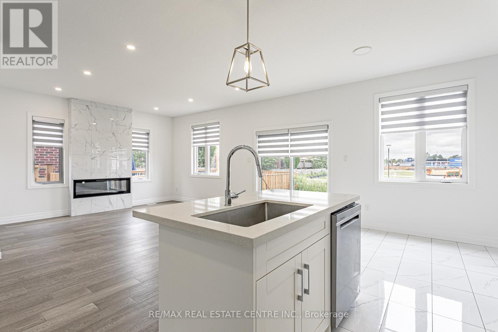 2607 Bateman Trail, London South, Ontario  N6L 0H2 - Photo 16 - X12498106