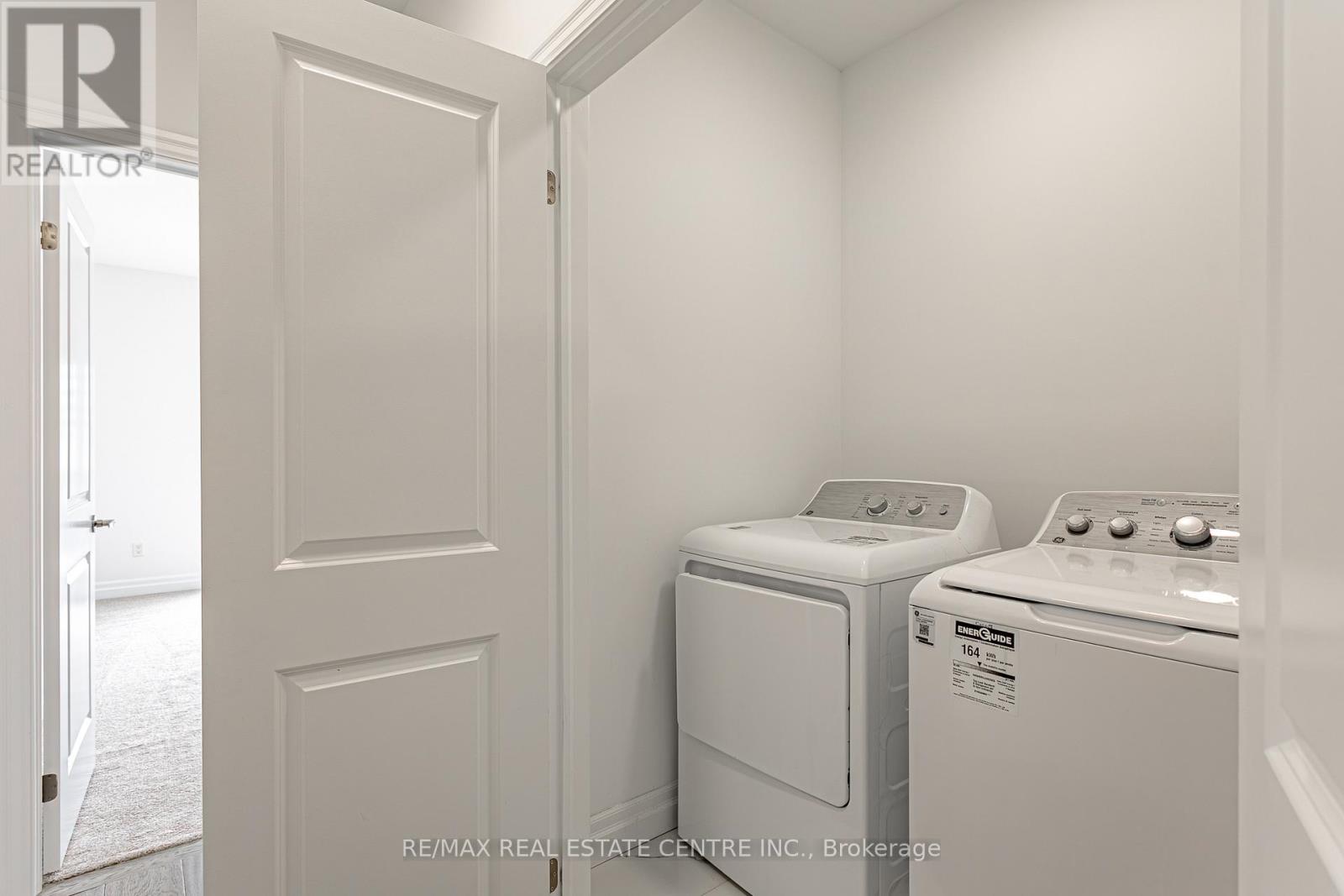 2607 Bateman Trail, London South, Ontario  N6L 0H2 - Photo 28 - X12498106