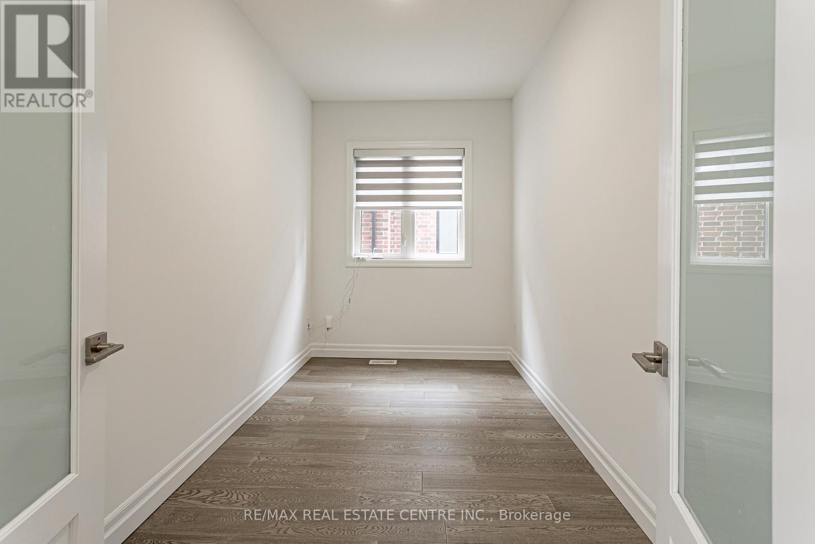 2607 Bateman Trail, London South, Ontario  N6L 0H2 - Photo 6 - X12498106