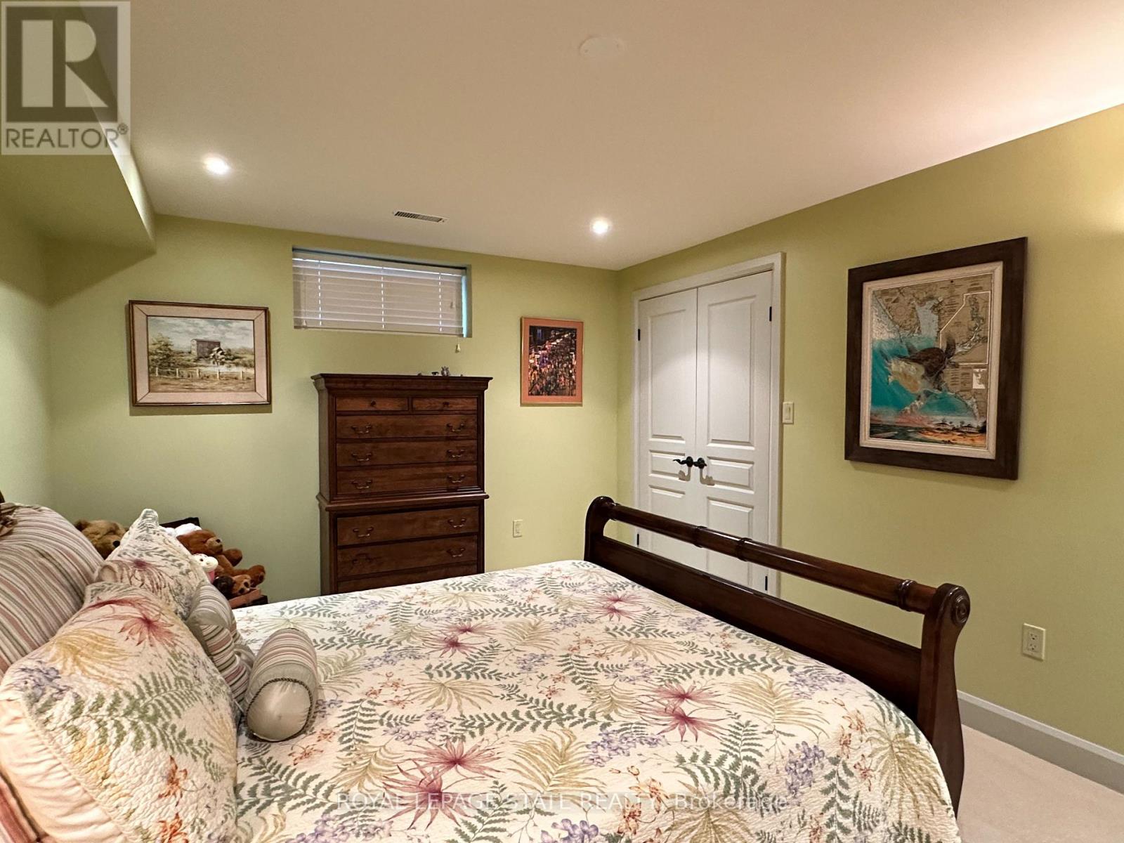 739 Sandy Bay Road, Haldimand, Ontario  N1A 2W6 - Photo 43 - X12498108