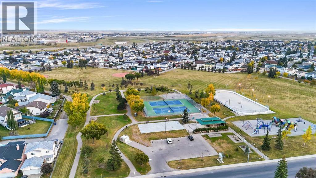 187 Applebrook Circle Se, Calgary, Alberta  T2A 7T3 - Photo 5 - A2261525