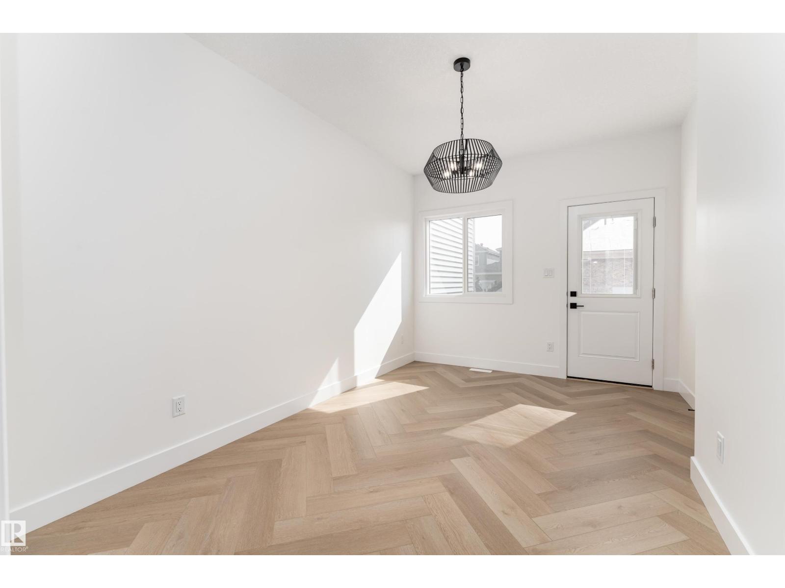 3127 Magpie Wy Nw, Edmonton, Alberta  T5S 0V3 - Photo 11 - E4464217