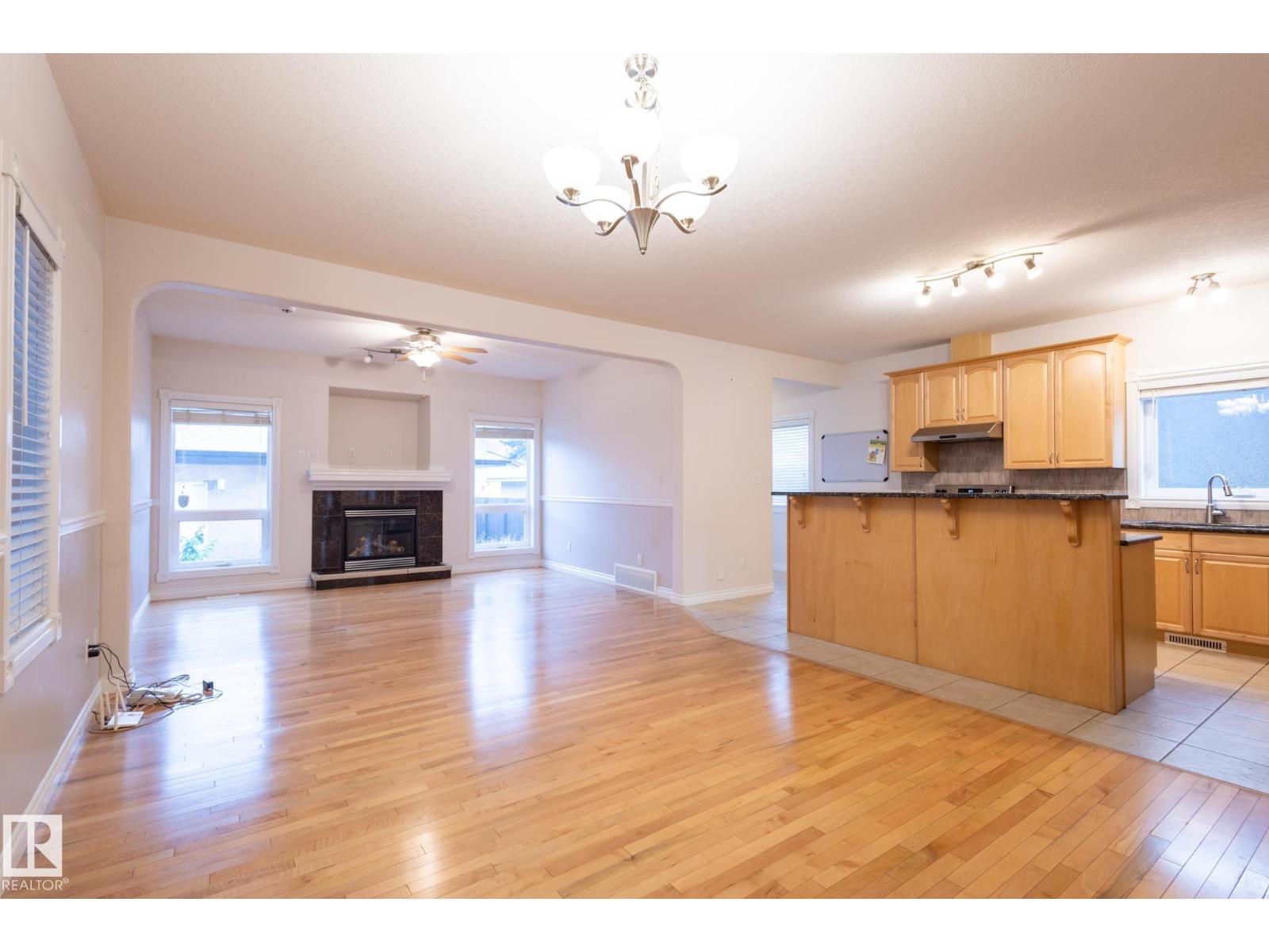 10708 76 Av Nw, Edmonton, Alberta  T6E 1L7 - Photo 11 - E4464313