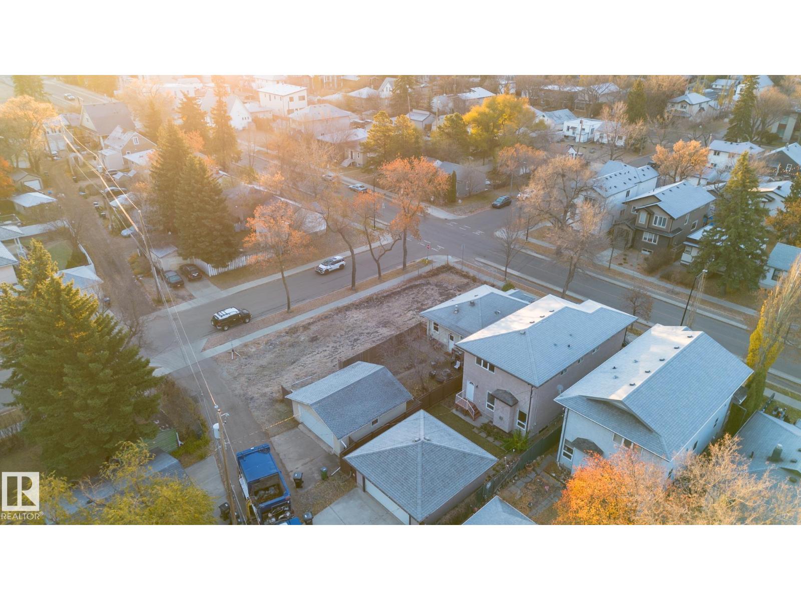 10708 76 Av Nw, Edmonton, Alberta  T6E 1L7 - Photo 33 - E4464313