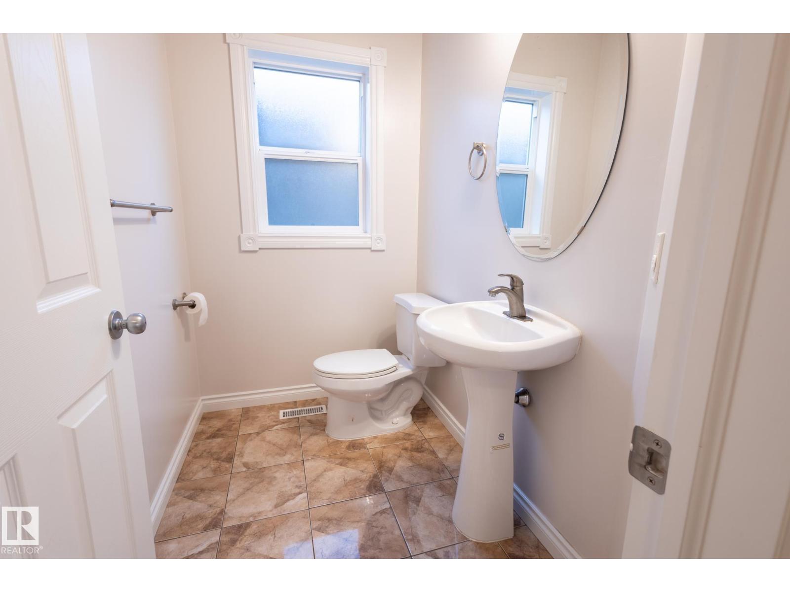 10708 76 Av Nw, Edmonton, Alberta  T6E 1L7 - Photo 9 - E4464313