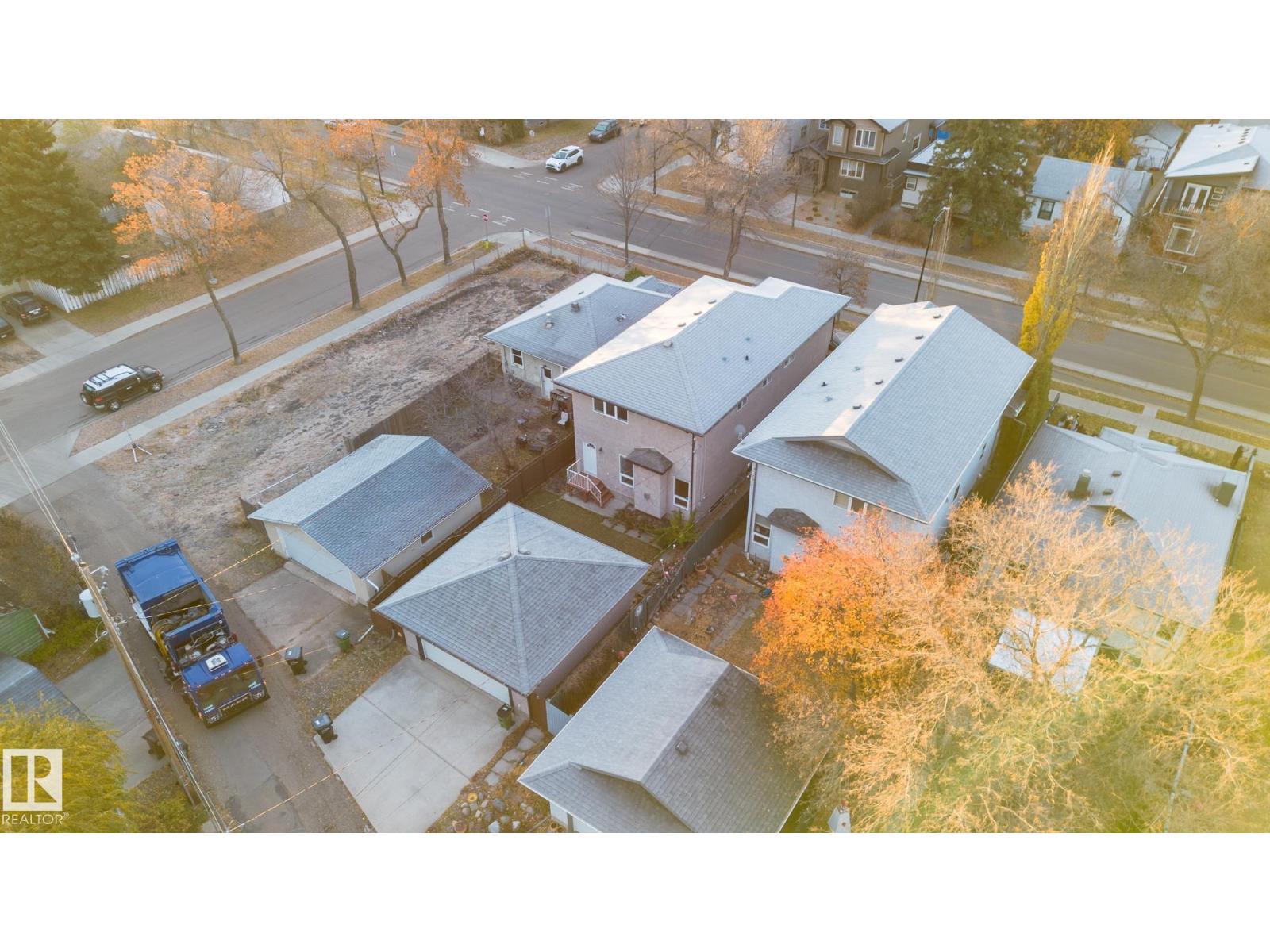 10708 76 Av Nw, Edmonton, Alberta  T6E 1L7 - Photo 32 - E4464313