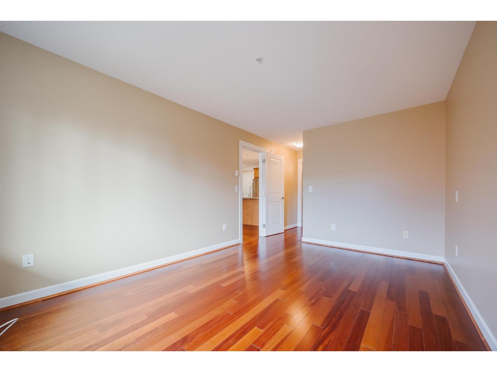 305 15357 Roper Avenue, White Rock, British Columbia  V4B 2G2 - Photo 27 - R3059514