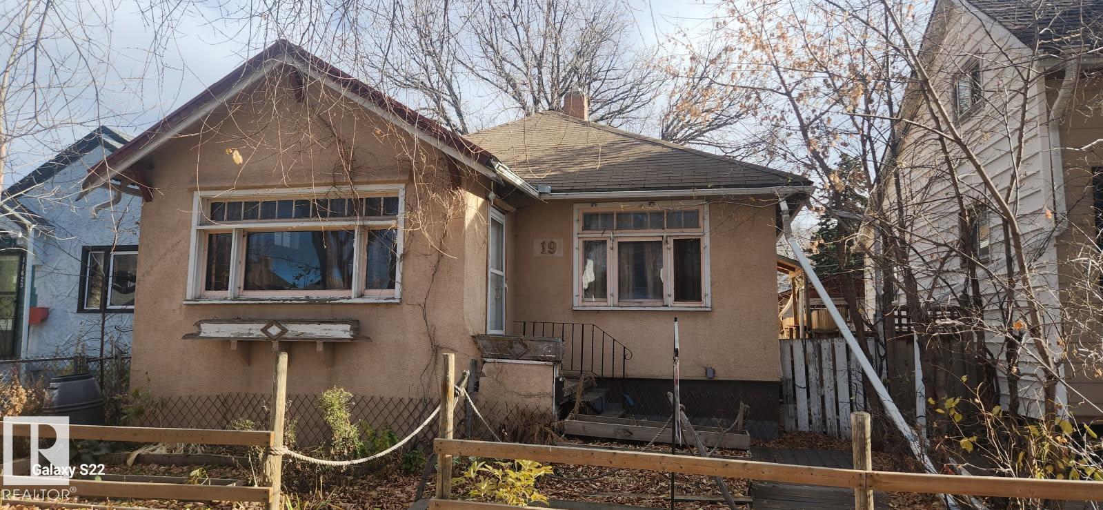 11619 96 ST NW, Edmonton, Alberta