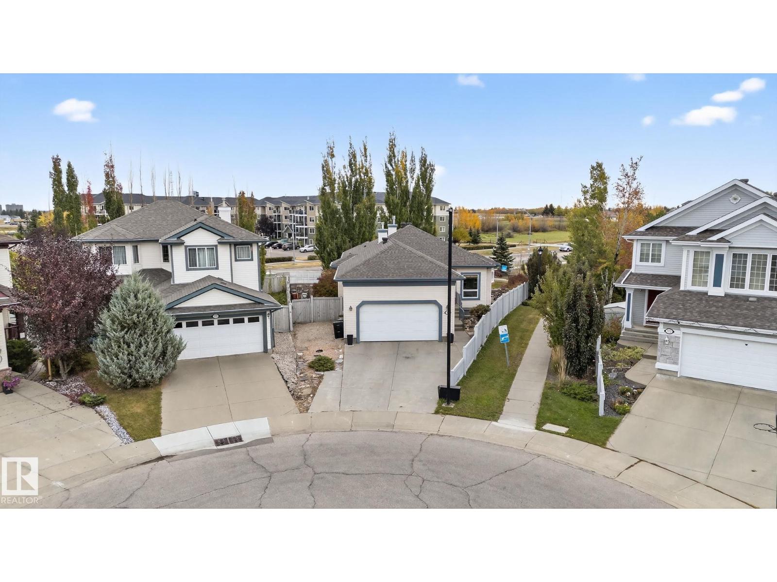 576 GLENWRIGHT CR NW, Edmonton, Alberta