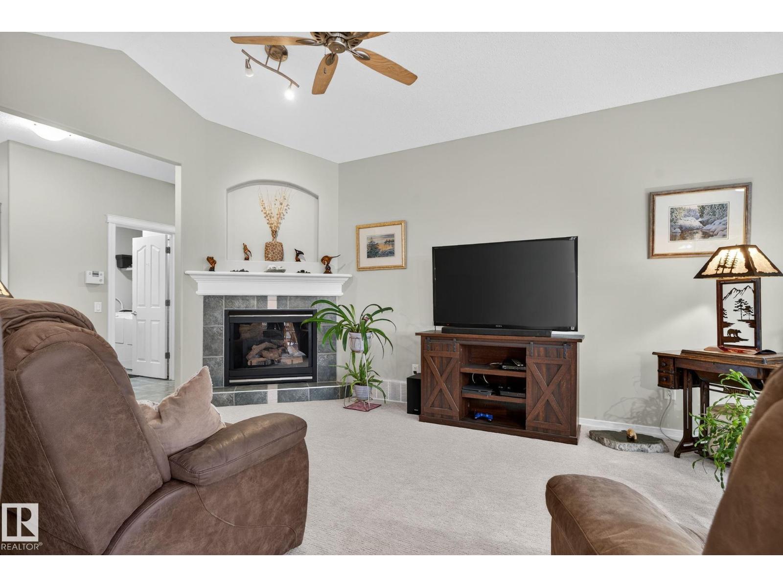 576 Glenwright Cr Nw, Edmonton, Alberta  T5P 4E6 - Photo 13 - E4464316