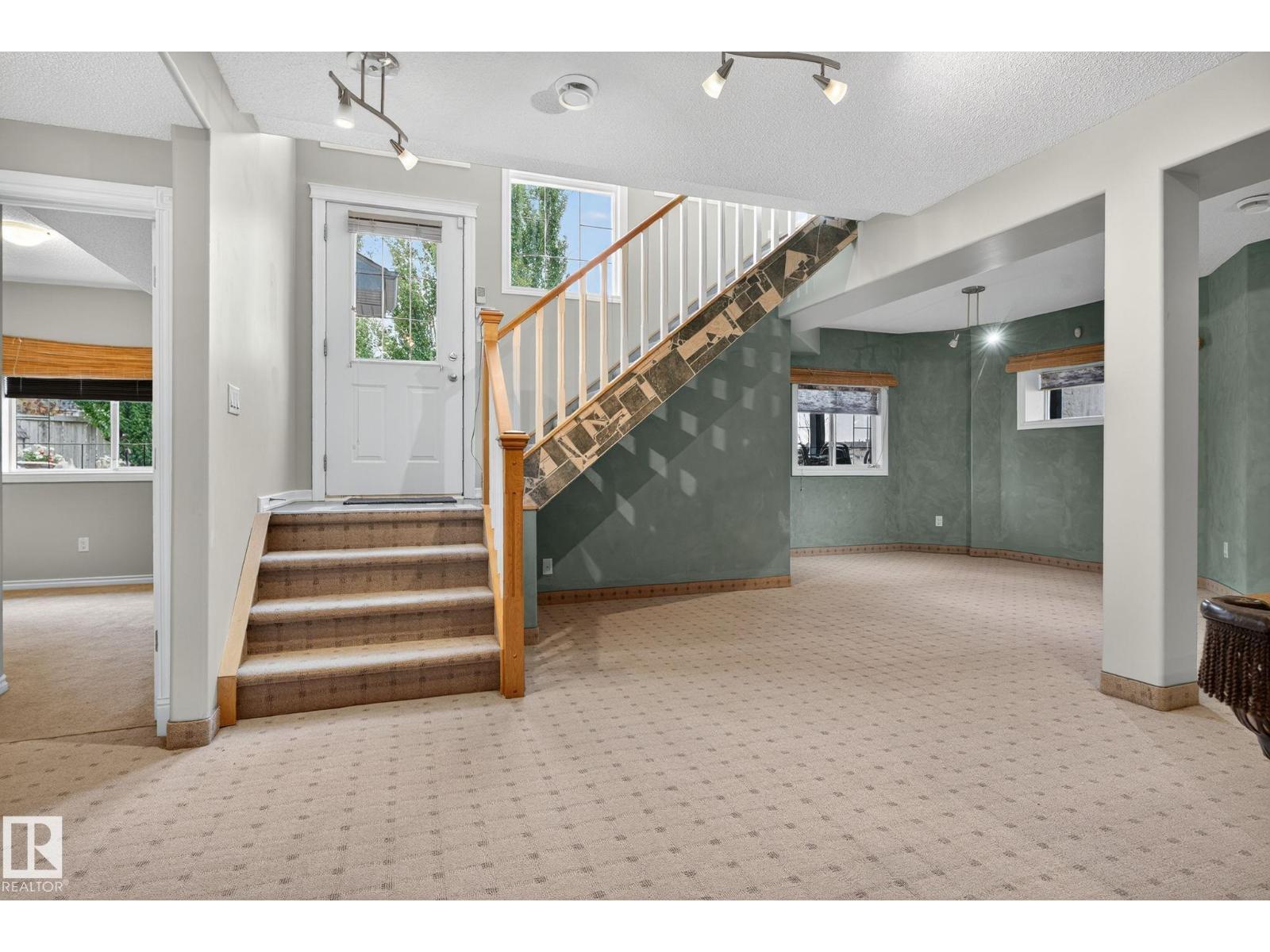 576 Glenwright Cr Nw, Edmonton, Alberta  T5P 4E6 - Photo 30 - E4464316