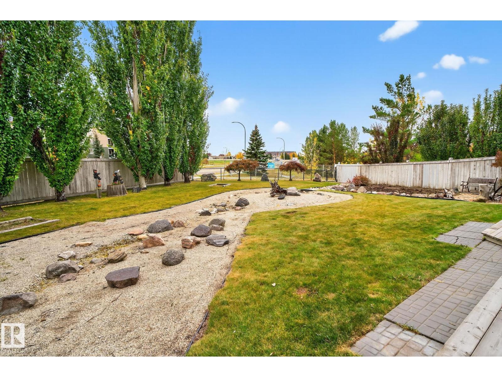 576 Glenwright Cr Nw, Edmonton, Alberta  T5P 4E6 - Photo 46 - E4464316