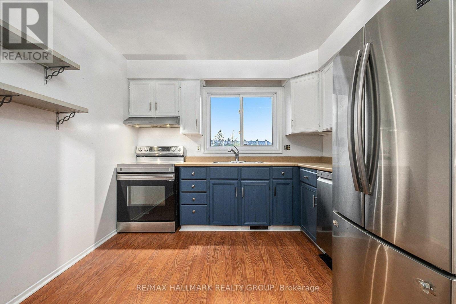 34 - 46 A Medhurst Drive, Ottawa, Ontario  K2G 4V2 - Photo 3 - X12498148