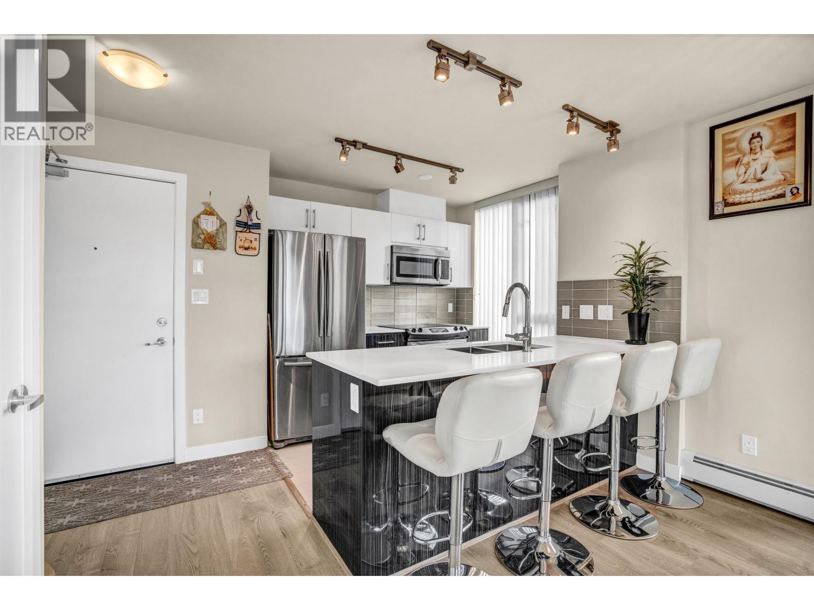 316 2689 Kingsway, Vancouver, British Columbia  V5R 0C3 - Photo 3 - R3063758