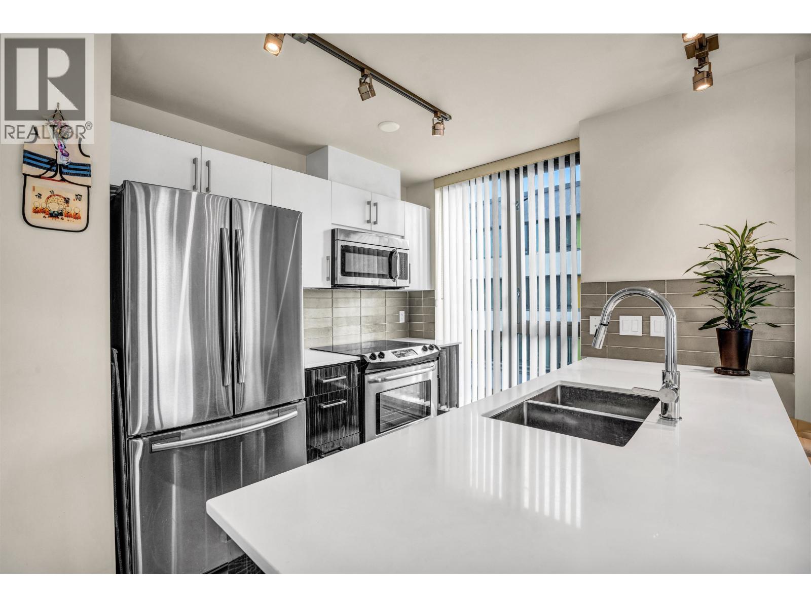 316 2689 Kingsway, Vancouver, British Columbia  V5R 0C3 - Photo 5 - R3063758