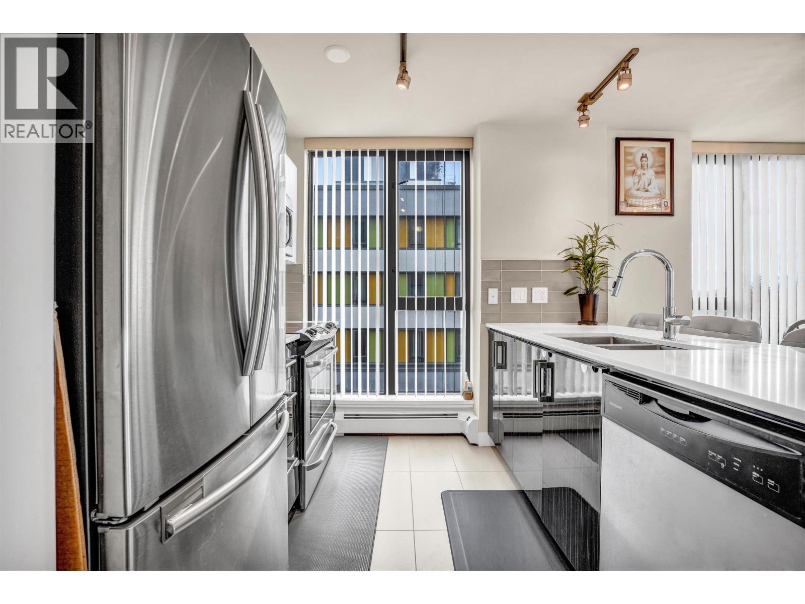 316 2689 Kingsway, Vancouver, British Columbia  V5R 0C3 - Photo 6 - R3063758