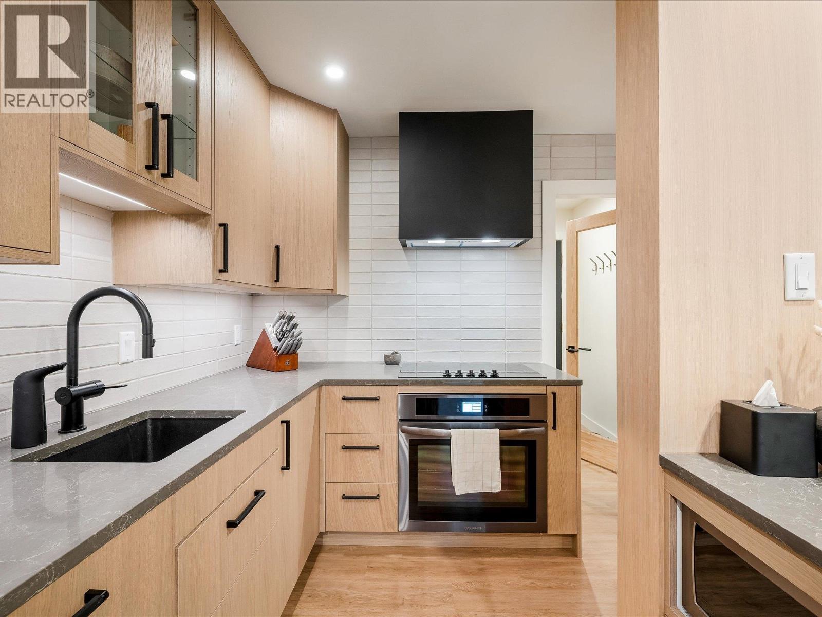 D 2317 Brandywine Way, Whistler, British Columbia  V8E 0A8 - Photo 10 - R3063768